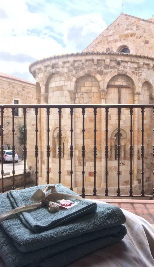 Casa Santa Maria La Nueva Con Aire Acondicionado Lägenhet Zamora Exteriör bild
